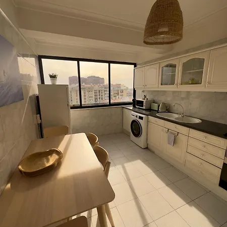 Carcavelos Ocean View Apartman *