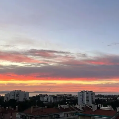 Carcavelos Ocean View * Oeiras